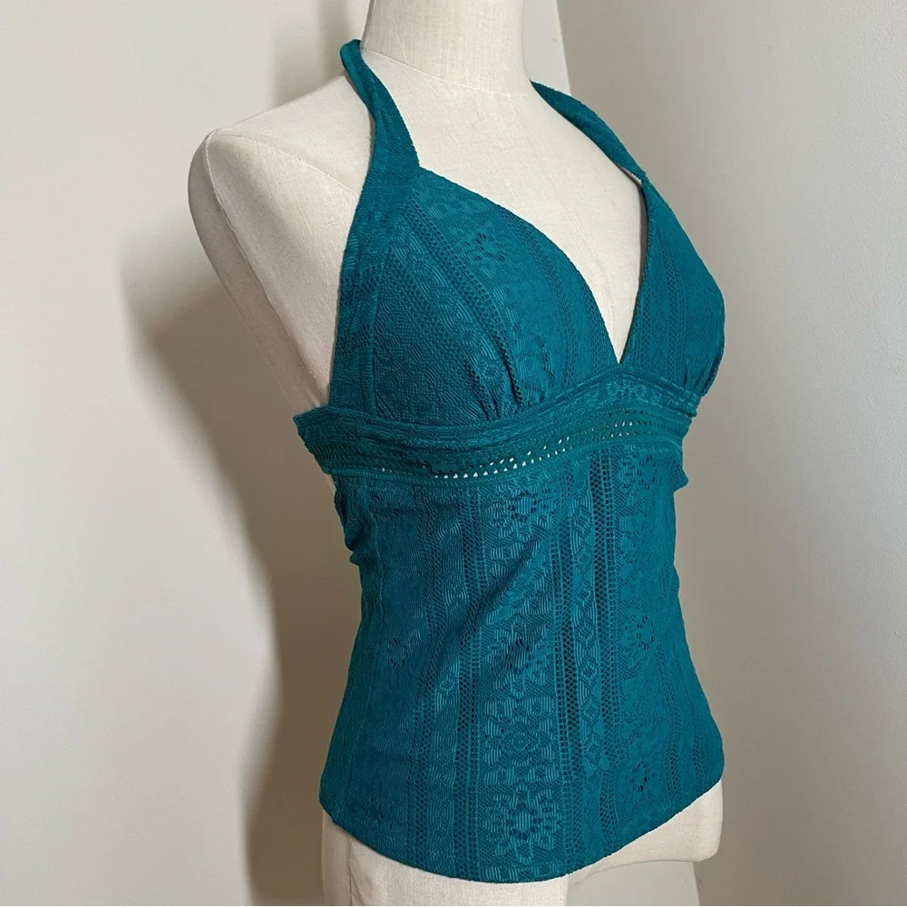 Jessica Simpson brand new